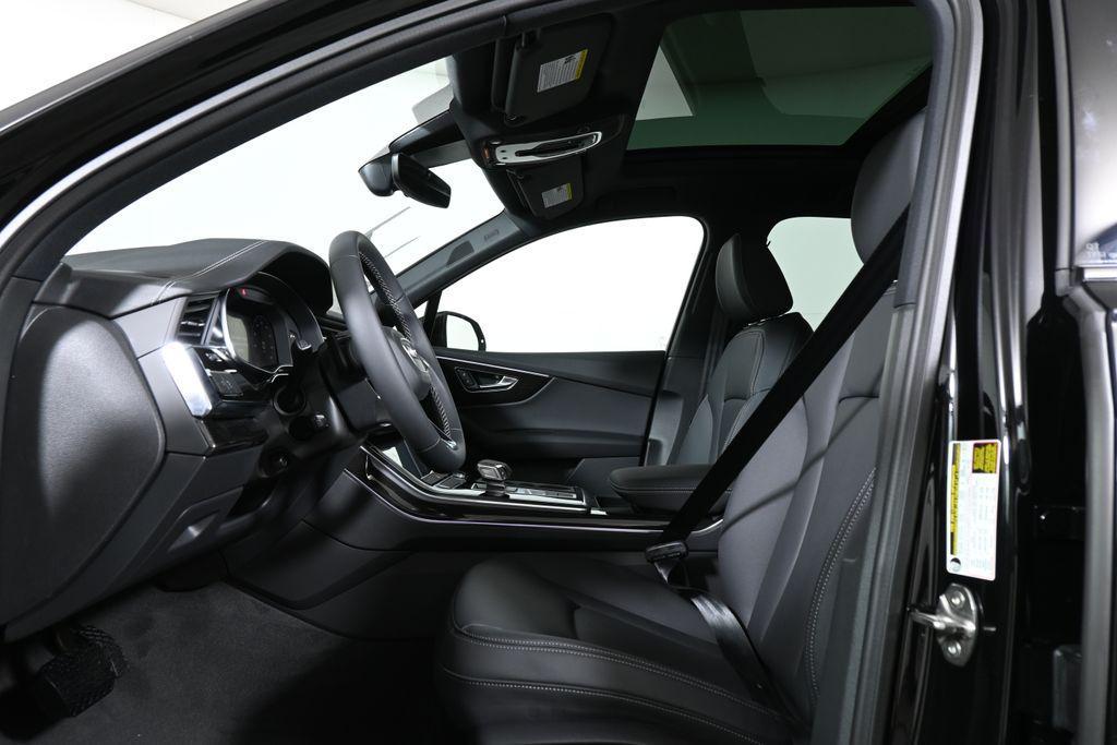 new 2026 Audi Q7 car, priced at $67,895