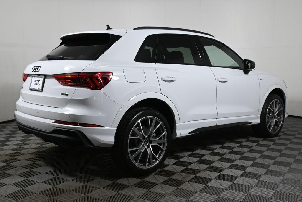 new 2025 Audi Q3 car, priced at $47,910