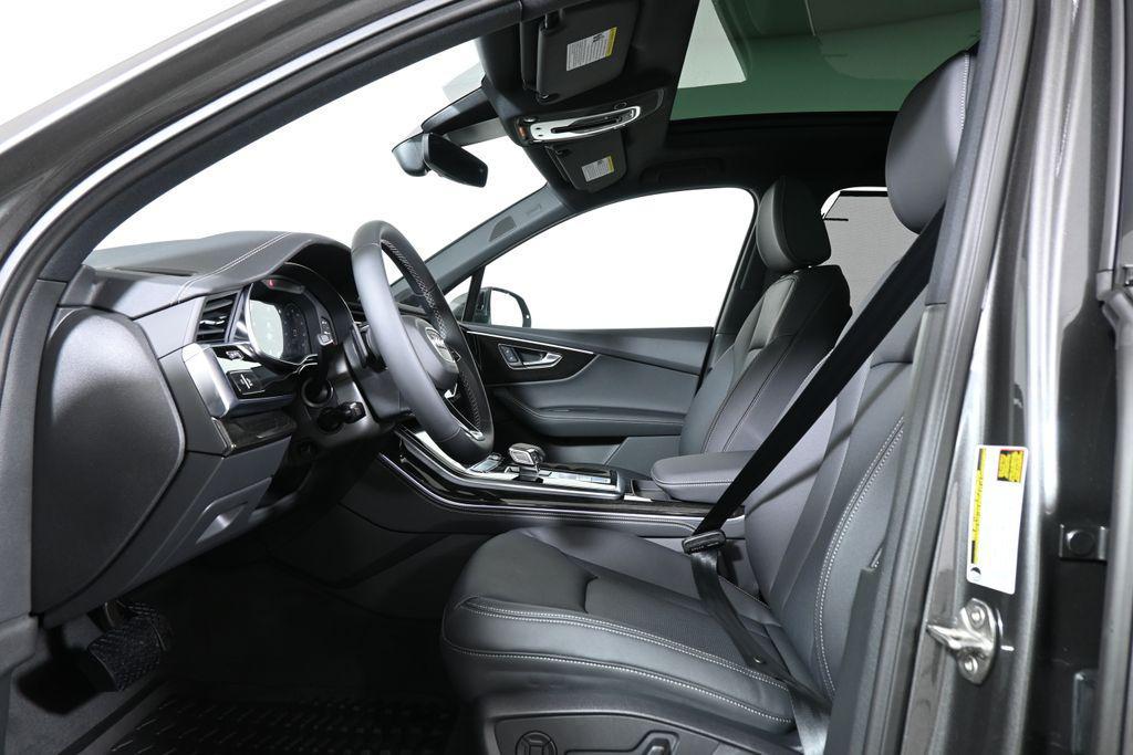 new 2026 Audi Q7 car, priced at $79,155