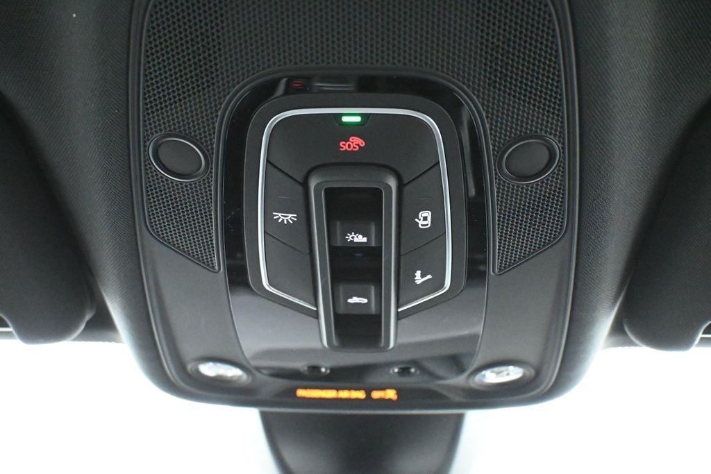 new 2026 Audi Q7 car, priced at $79,155