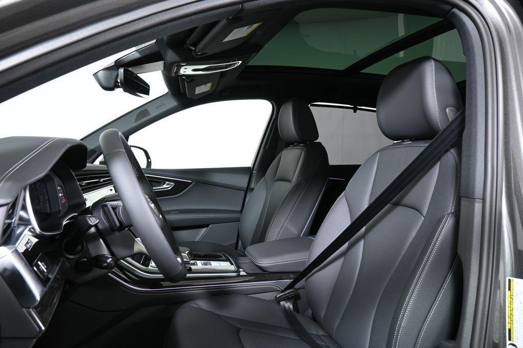 new 2026 Audi Q7 car, priced at $79,155