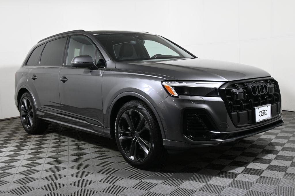 new 2026 Audi Q7 car, priced at $79,155