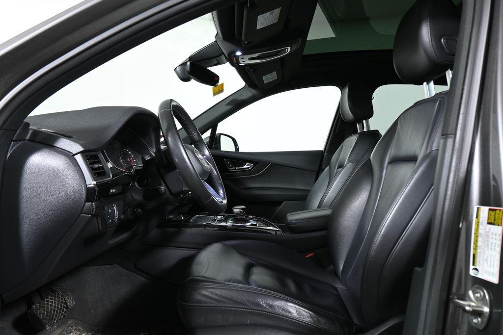 used 2019 Audi Q7 car, priced at $22,600