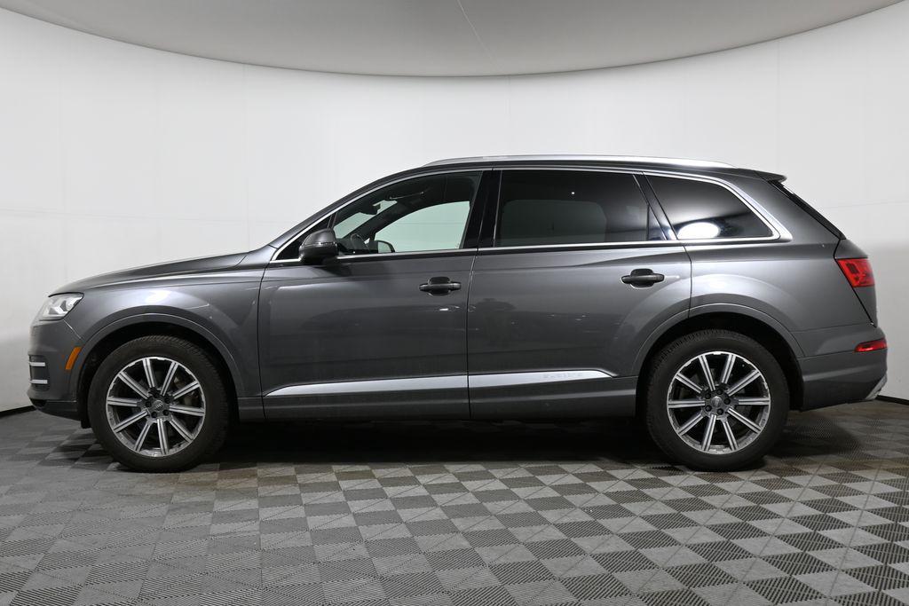 used 2019 Audi Q7 car, priced at $22,600