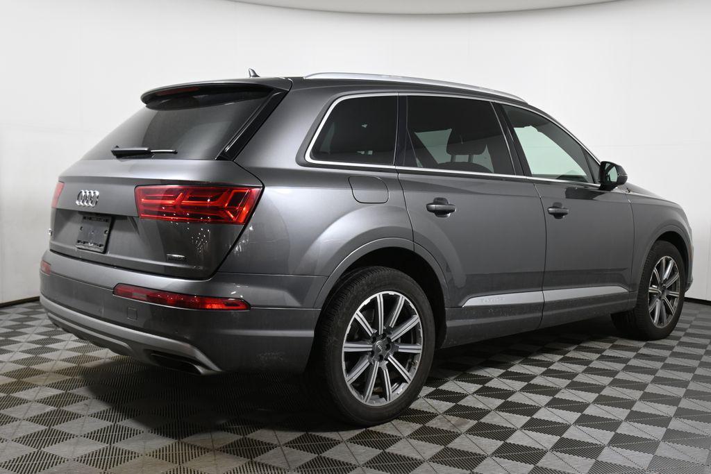 used 2019 Audi Q7 car, priced at $22,600