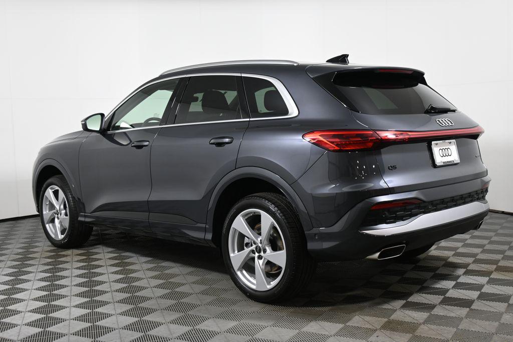 new 2025 Audi Q5 car, priced at $59,030
