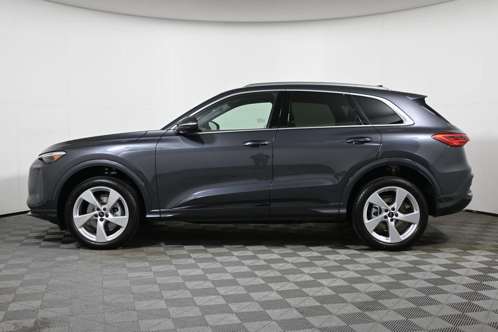 new 2025 Audi Q5 car, priced at $59,030