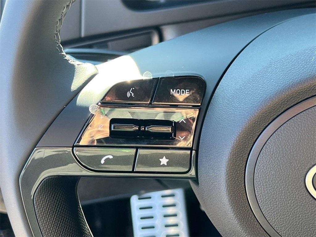 new 2025 Hyundai Elantra car, priced at $22,425