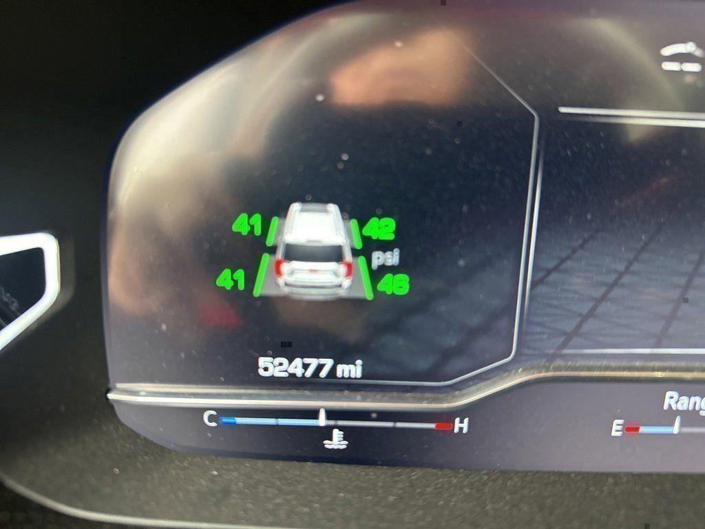 used 2022 GMC Yukon XL car, priced at $54,000