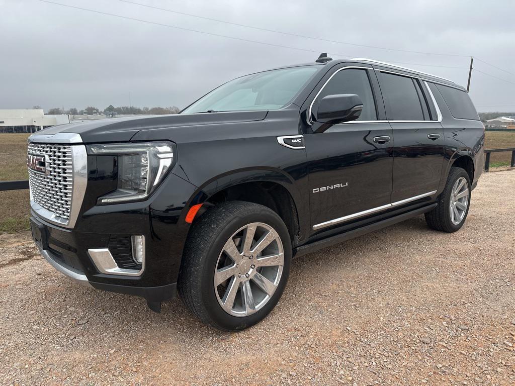 used 2022 GMC Yukon XL car, priced at $54,991