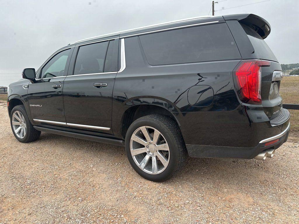 used 2022 GMC Yukon XL car, priced at $54,000