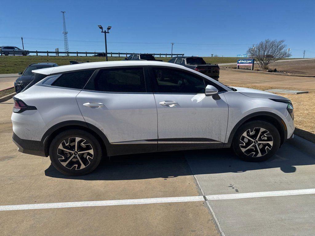 used 2025 Kia Sportage car, priced at $25,991