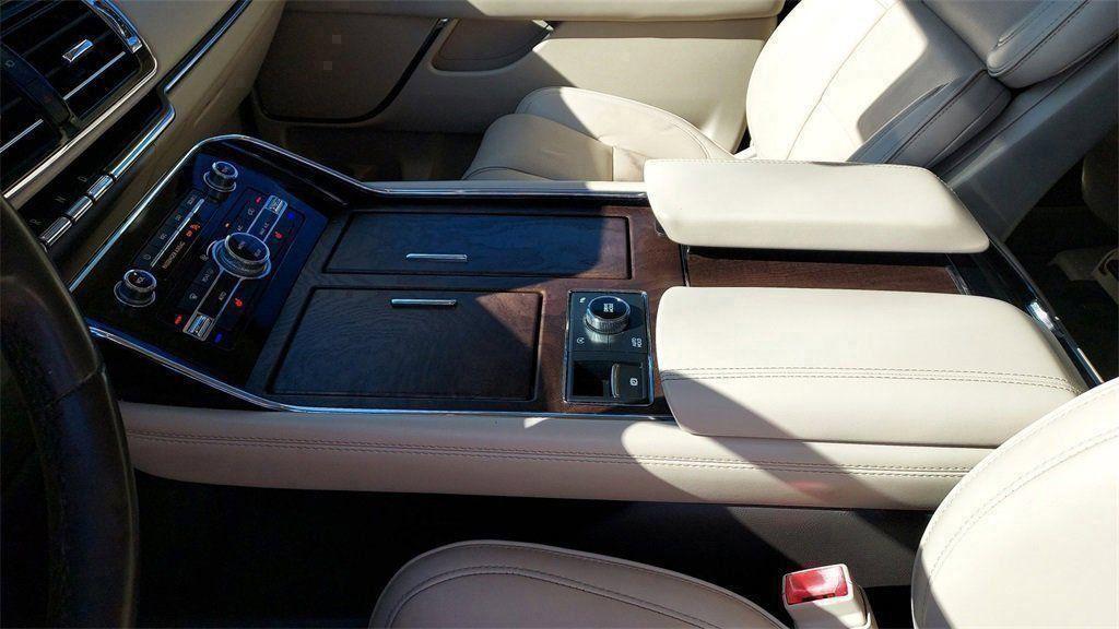 used 2019 Lincoln Navigator car, priced at $25,000