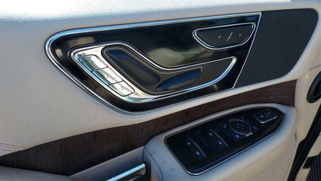 used 2019 Lincoln Navigator car, priced at $25,000