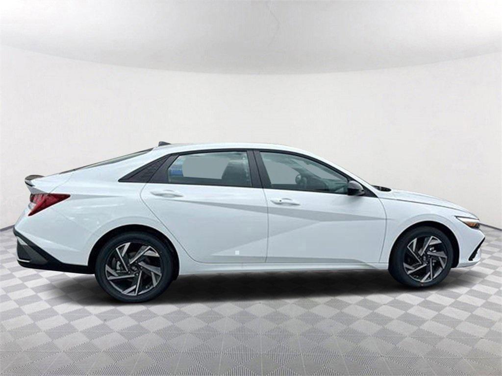 new 2025 Hyundai ELANTRA HEV car, priced at $28,560