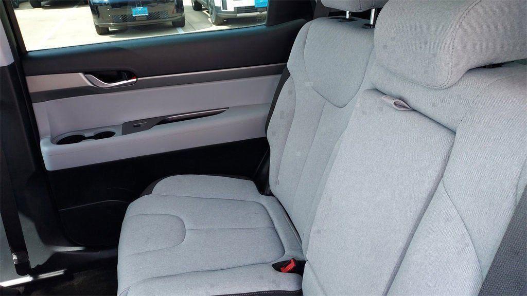 used 2025 Hyundai Palisade car, priced at $34,593