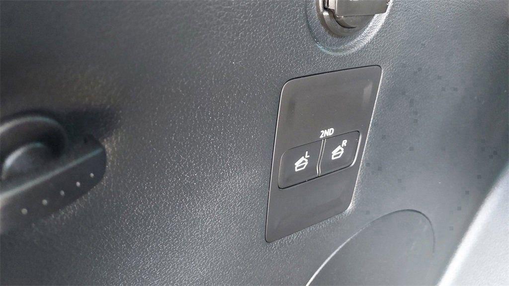 used 2025 Hyundai Palisade car, priced at $34,593