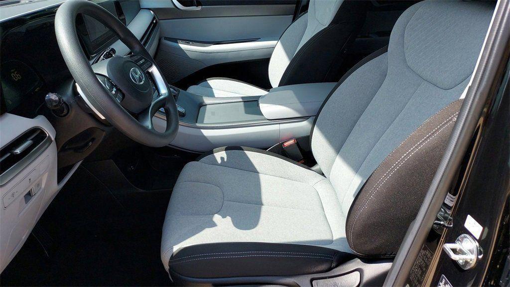 used 2025 Hyundai Palisade car, priced at $34,593