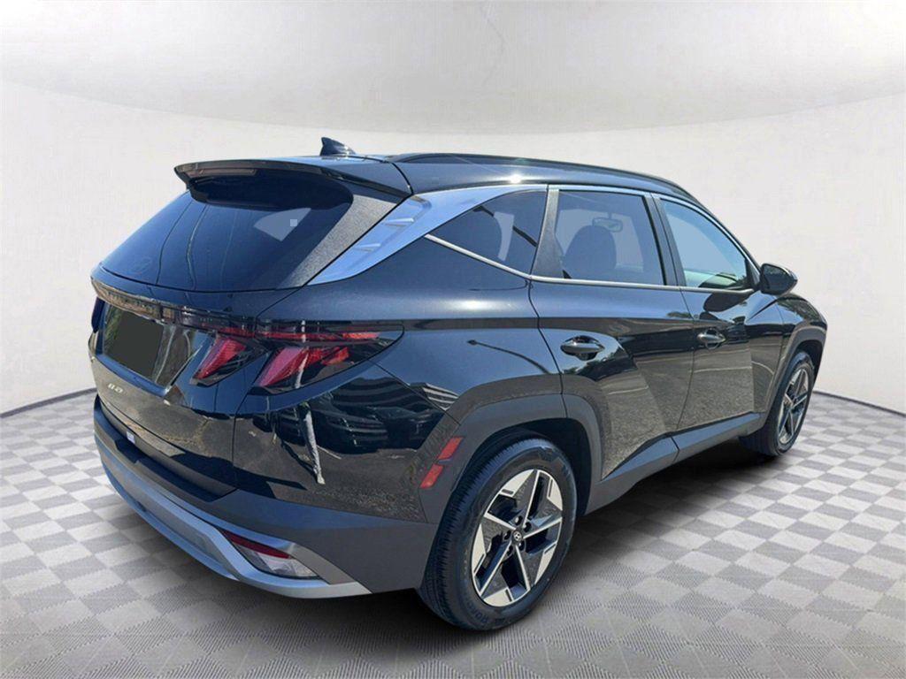 new 2025 Hyundai Tucson car, priced at $30,500