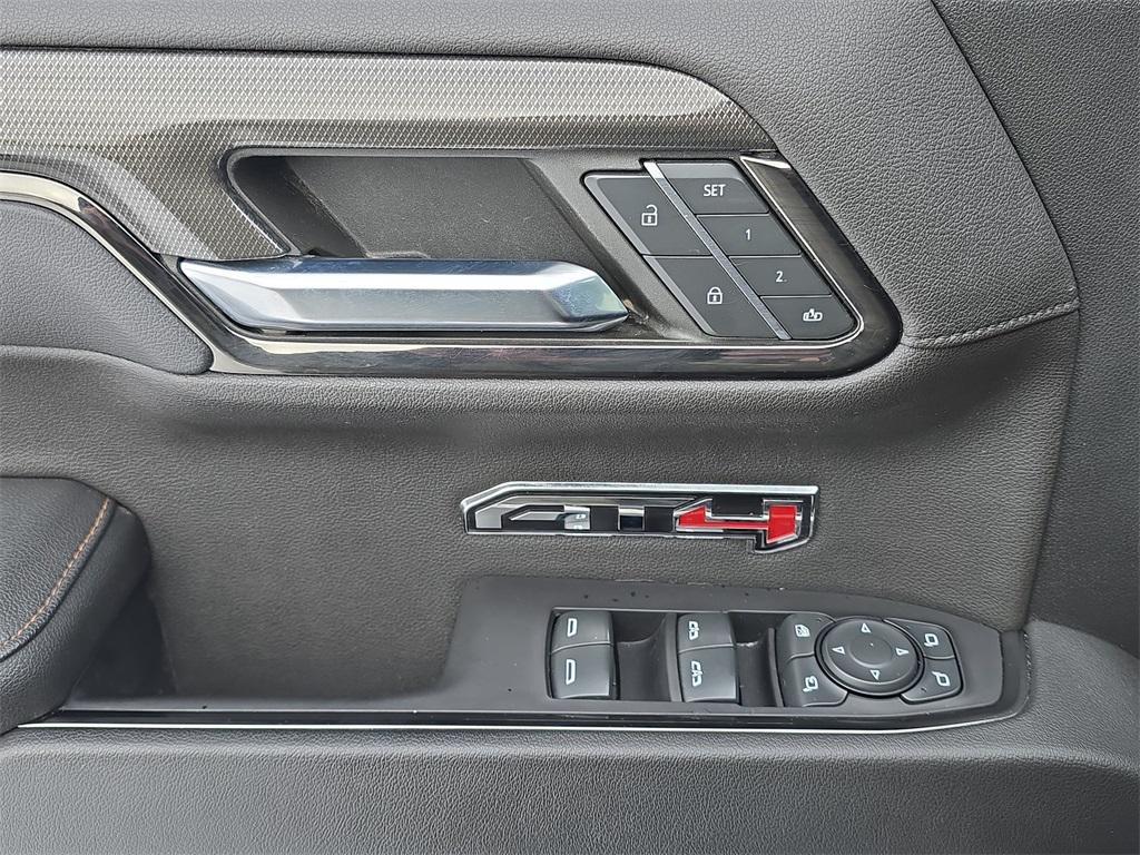 used 2023 GMC Sierra 1500 car, priced at $44,995