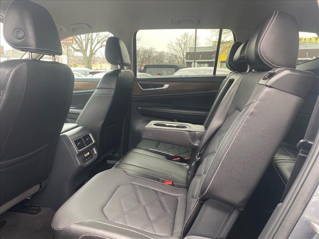 used 2024 Volkswagen Atlas car, priced at $25,600