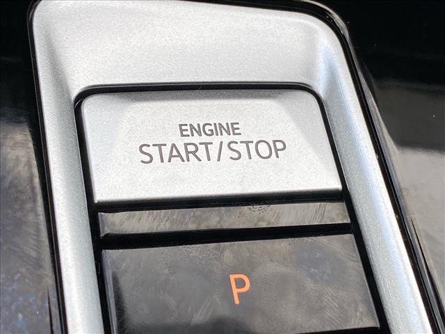 used 2025 Volkswagen Atlas car, priced at $38,700