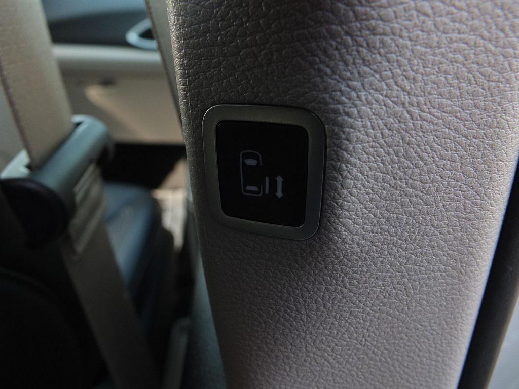 used 2024 Chrysler Pacifica car, priced at $24,999