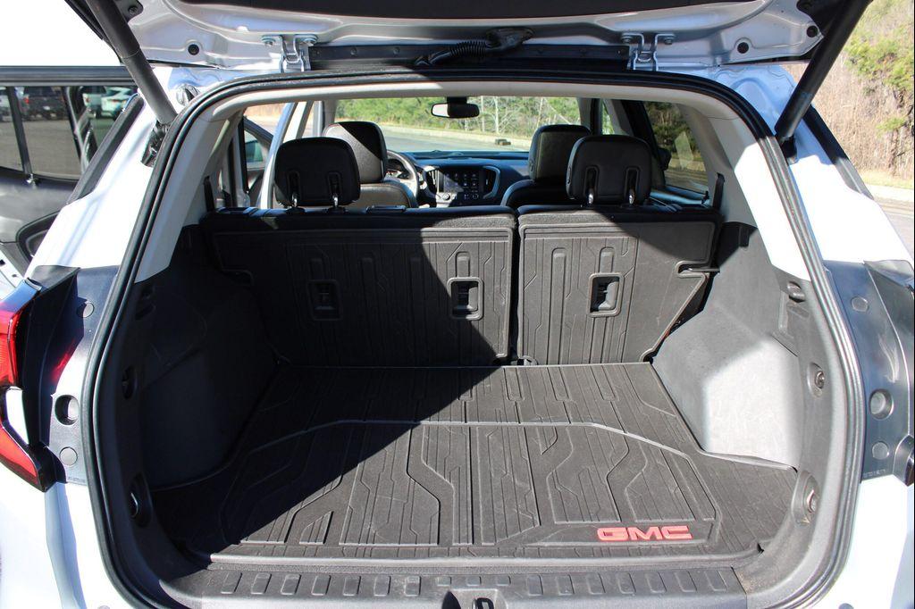 used 2020 GMC Terrain car, priced at $22,986