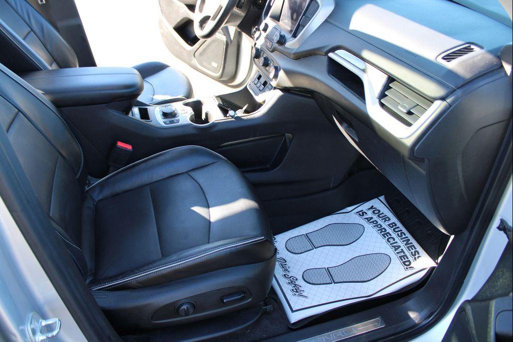 used 2020 GMC Terrain car, priced at $22,986