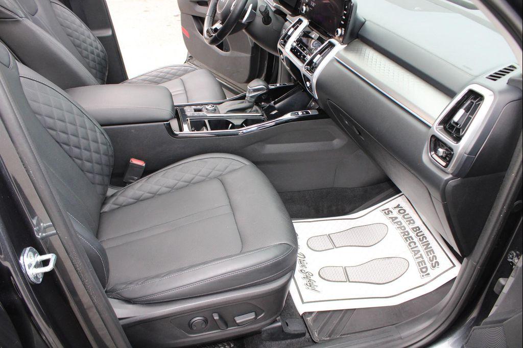 used 2022 Kia Sorento car, priced at $25,996