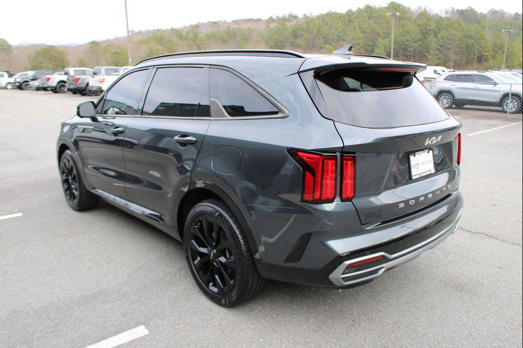 used 2022 Kia Sorento car, priced at $25,996