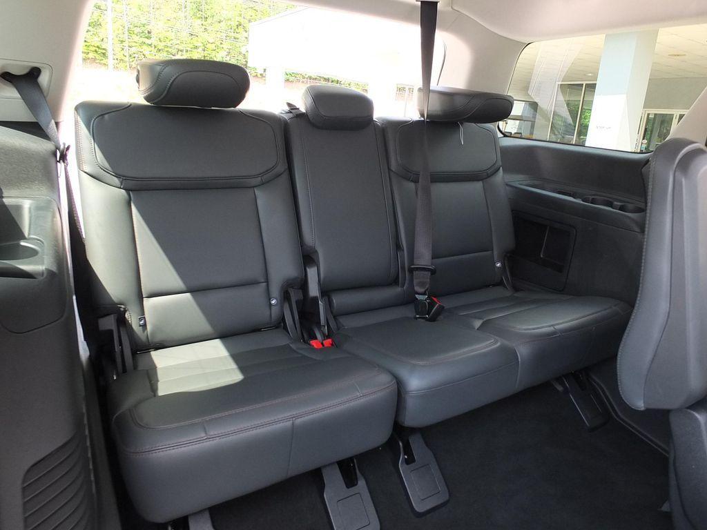 used 2025 Ford Expedition car