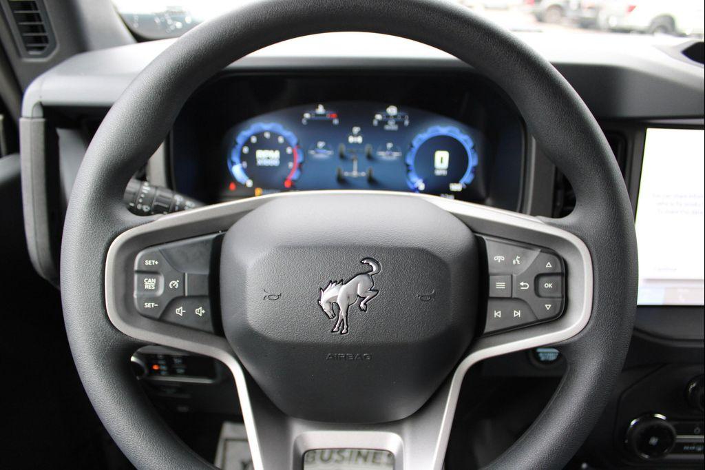 new 2025 Ford Bronco car, priced at $42,185