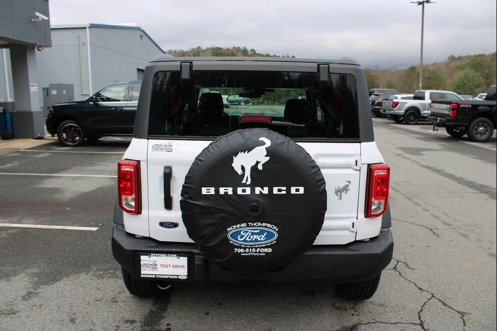 new 2025 Ford Bronco car, priced at $42,185