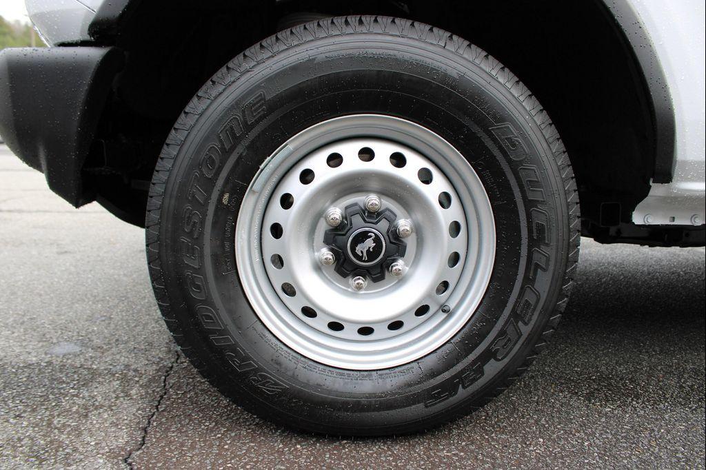 new 2025 Ford Bronco car, priced at $42,185