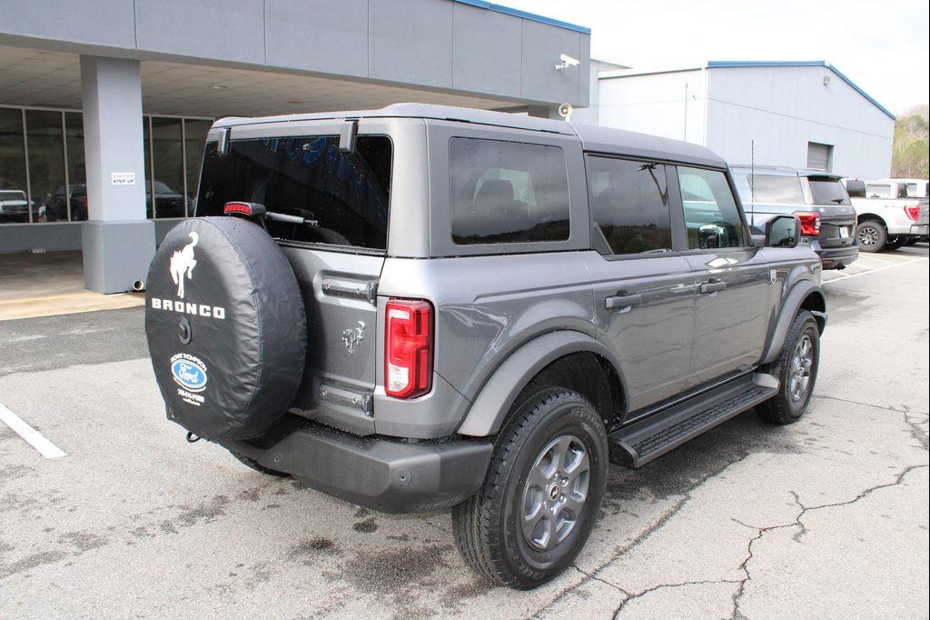 new 2025 Ford Bronco car, priced at $48,255
