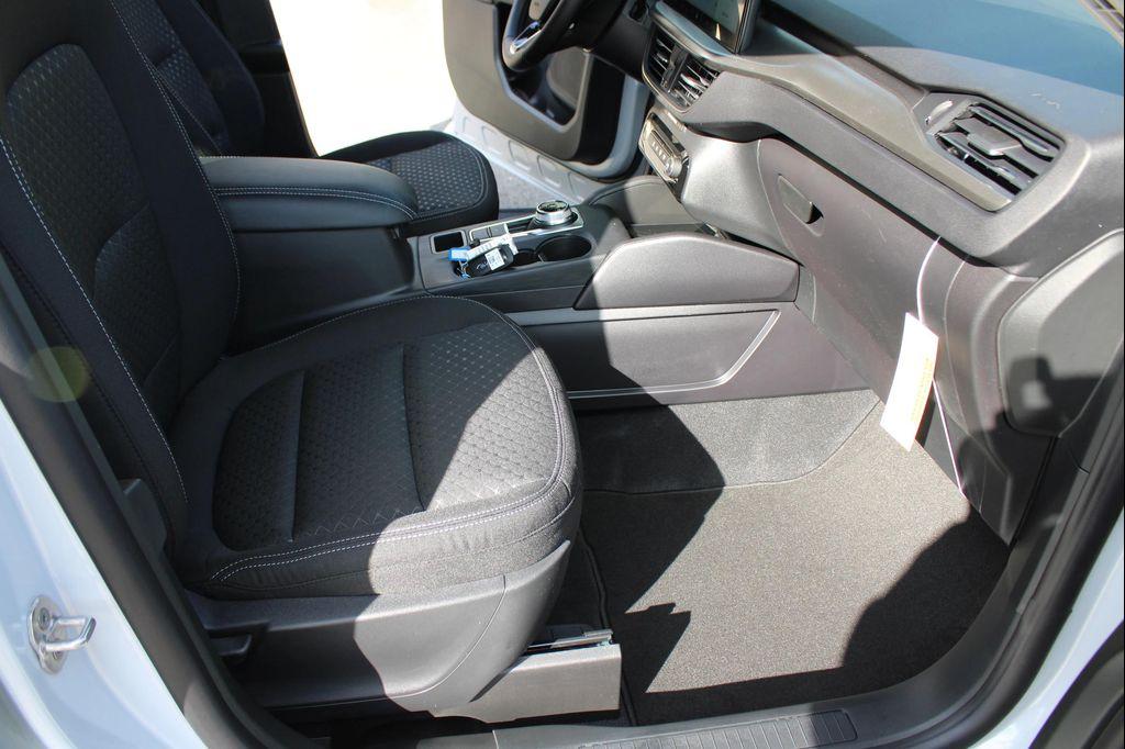 new 2026 Ford Escape car, priced at $32,175