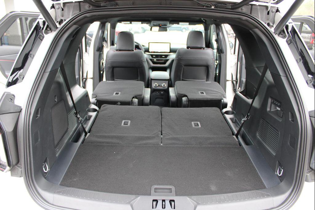 new 2026 Ford Explorer car, priced at $65,425