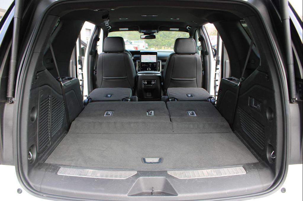 used 2025 GMC Yukon car, priced at $71,525