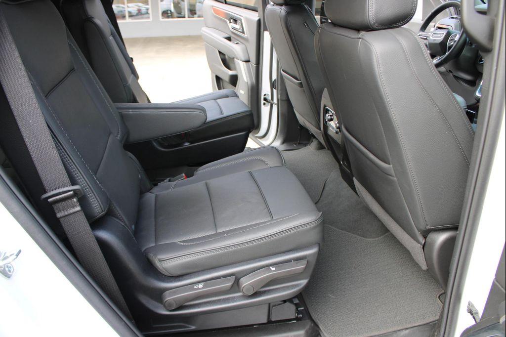 used 2025 GMC Yukon car, priced at $71,525