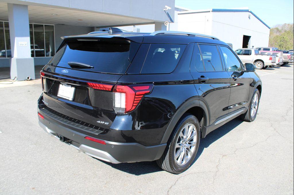 used 2025 Ford Explorer car, priced at $46,319