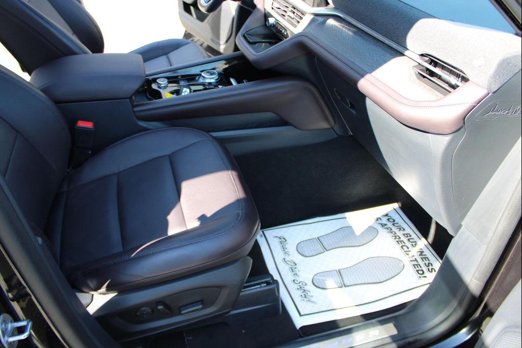 used 2025 Ford Explorer car, priced at $46,319