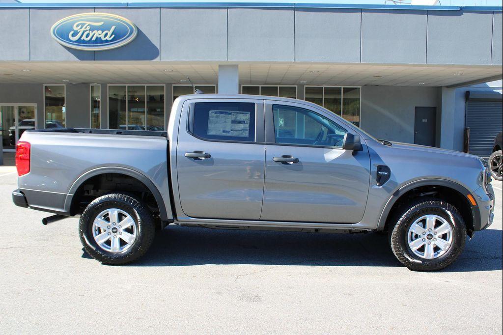 new 2025 Ford Ranger car, priced at $33,590