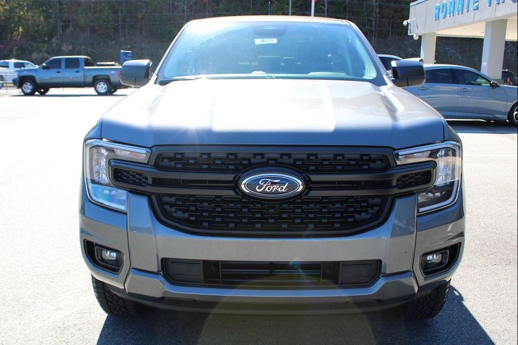 new 2025 Ford Ranger car, priced at $33,590