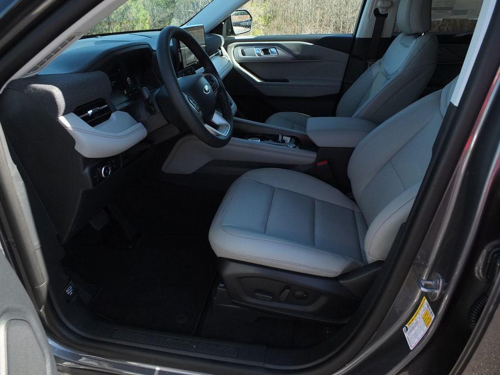 new 2026 Ford Explorer car, priced at $40,380