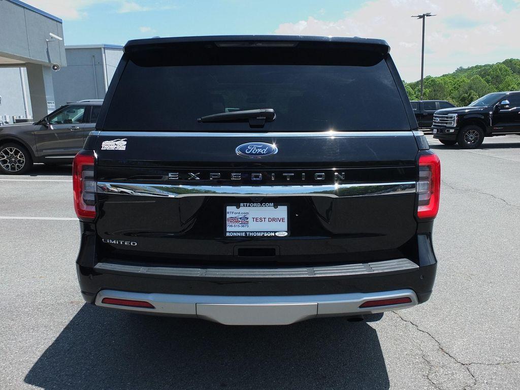 used 2024 Ford Expedition car, priced at $42,986
