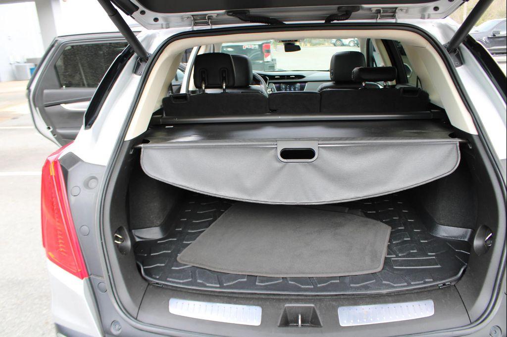 used 2019 Cadillac XT5 car, priced at $21,777