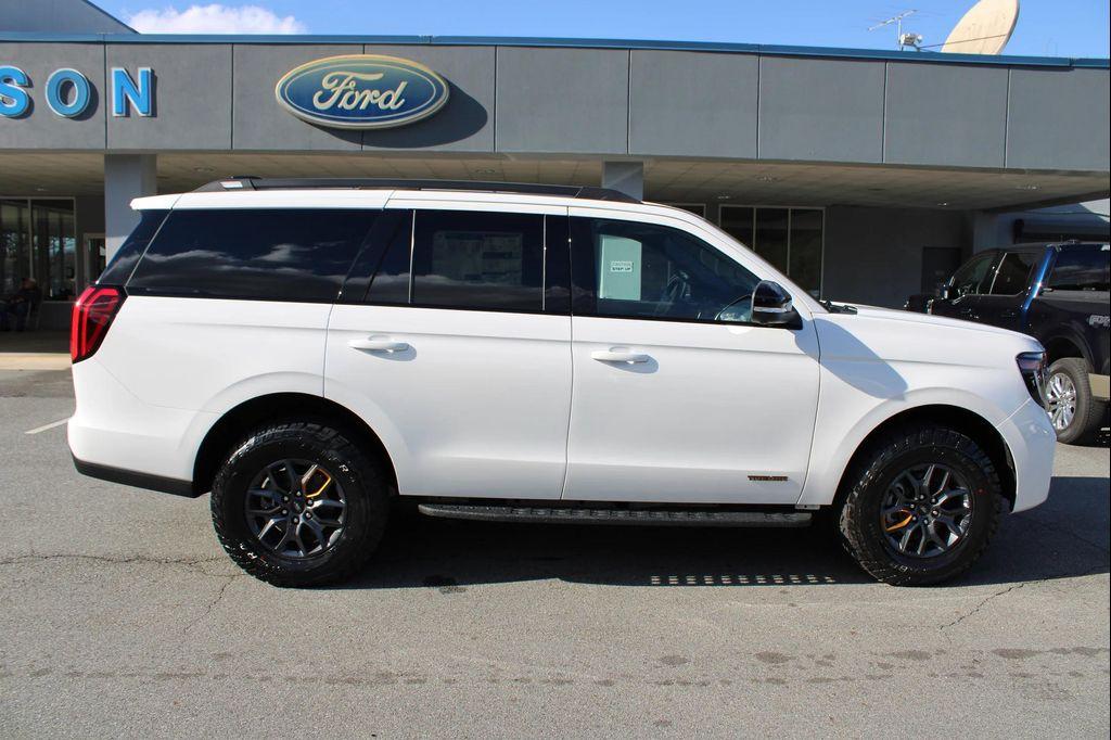 new 2025 Ford Expedition car, priced at $84,435