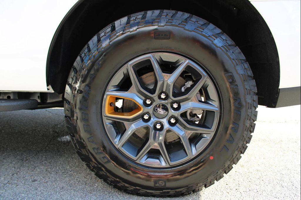 new 2025 Ford Expedition car, priced at $84,435