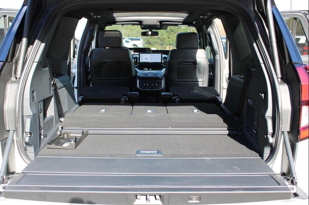 new 2025 Ford Expedition car, priced at $84,435